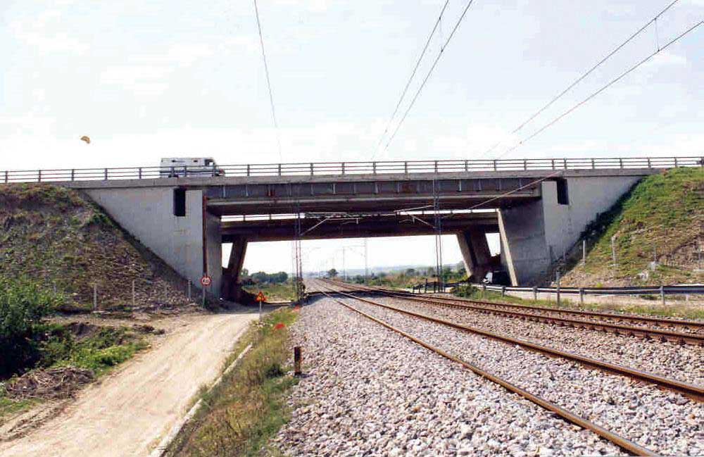 DESIGN OF BRIDGES, IN SECTION 6 OF EGNATIA ODOS, MACEDONIA PREFECTURE, GREECE